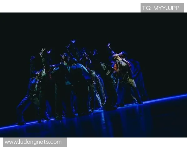 街舞巨献：探秘成都街舞队的实力